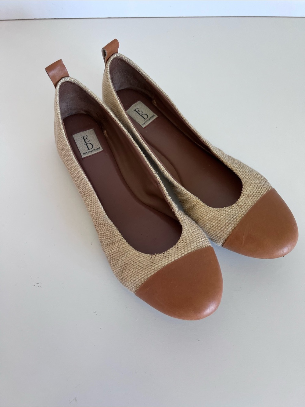 ED Ellen Degeneres Women's Beige Woven Fabric Cap Toe Flats